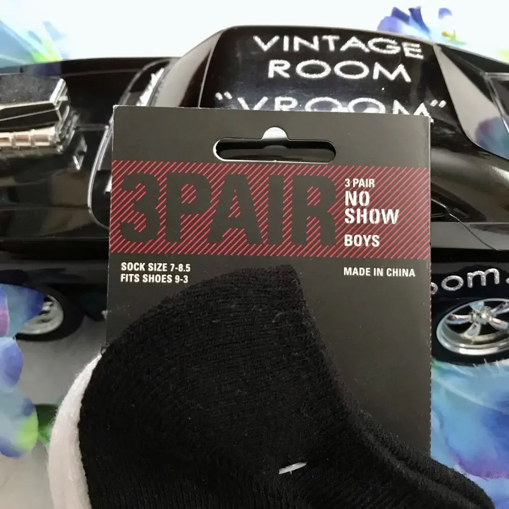 Tony Hawk New with Package 3 Pairs No Show Socks Boys 7-8.5